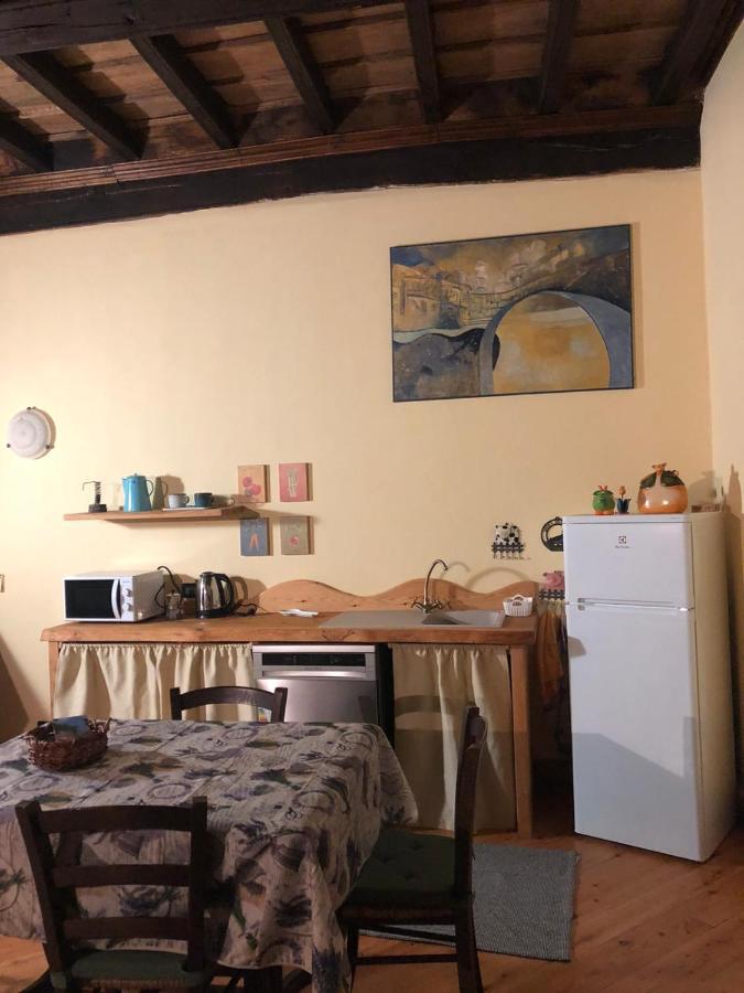 La Casa Del Castellano Hotell Cinzano Eksteriør bilde