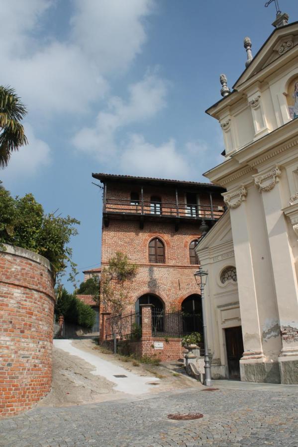 La Casa Del Castellano Hotell Cinzano Eksteriør bilde